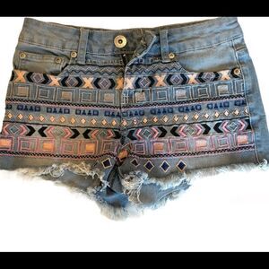 Seductions FD Denim Embroidered Shorts EUC